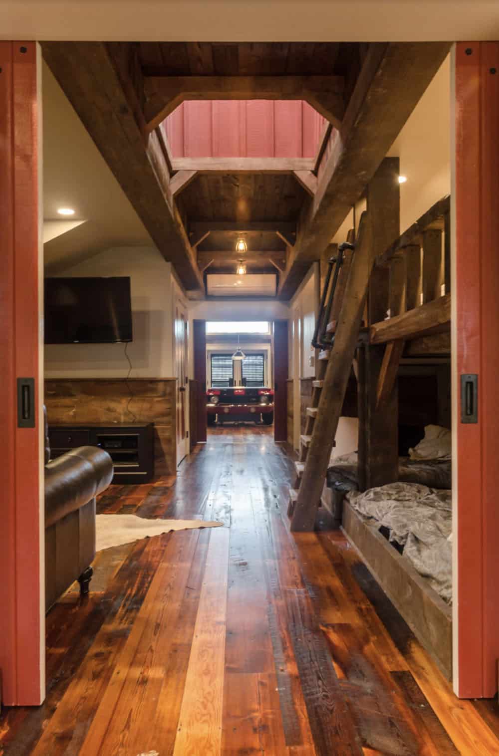 Farmhouse Kids Bunk Bedroom