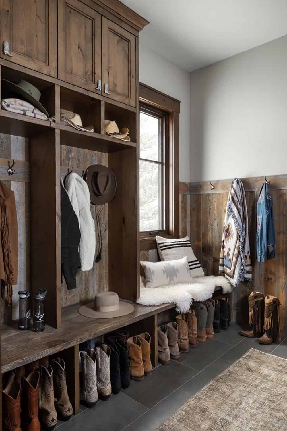 modern rustic mudroom