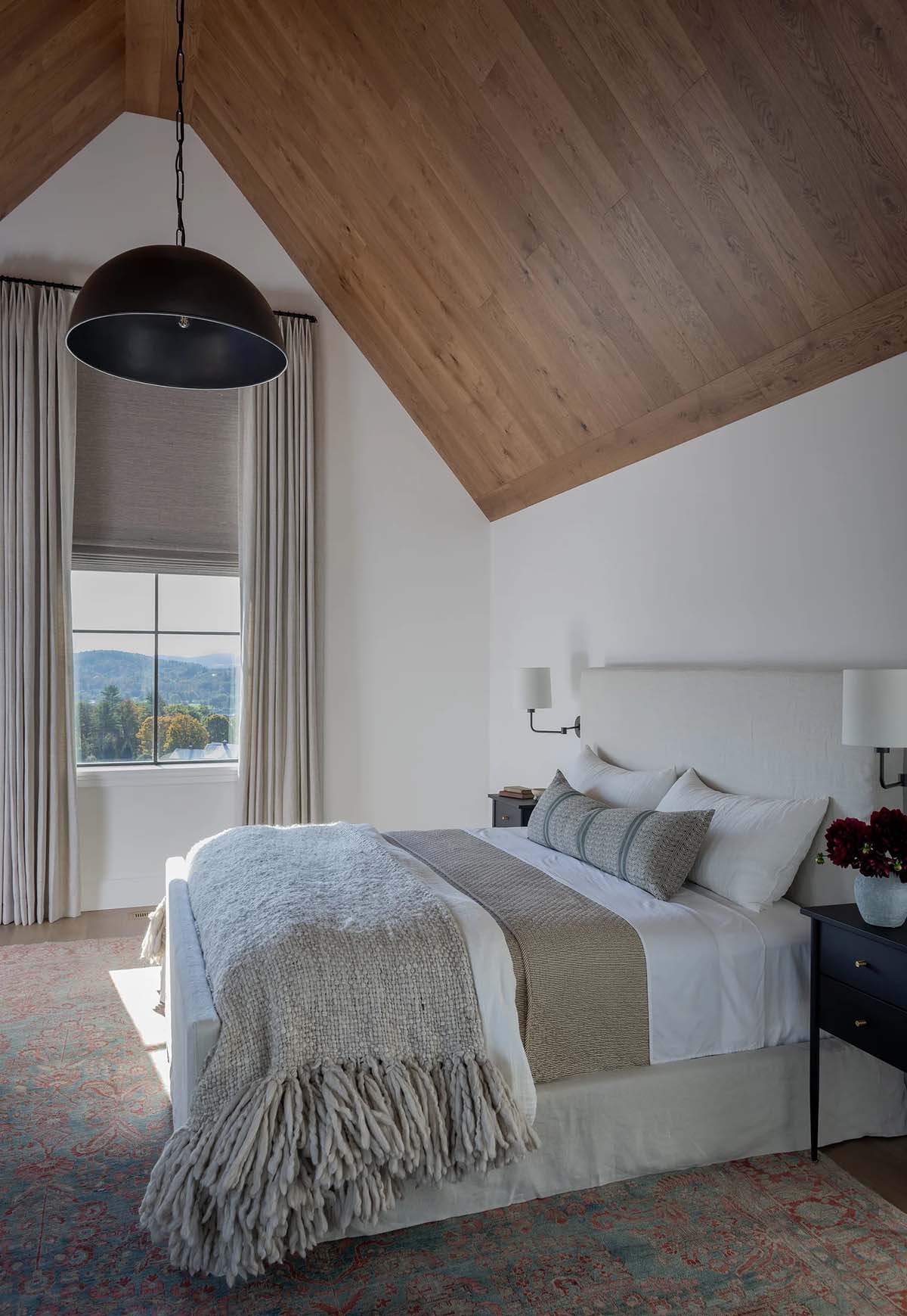 modern scandinavian style bedroom