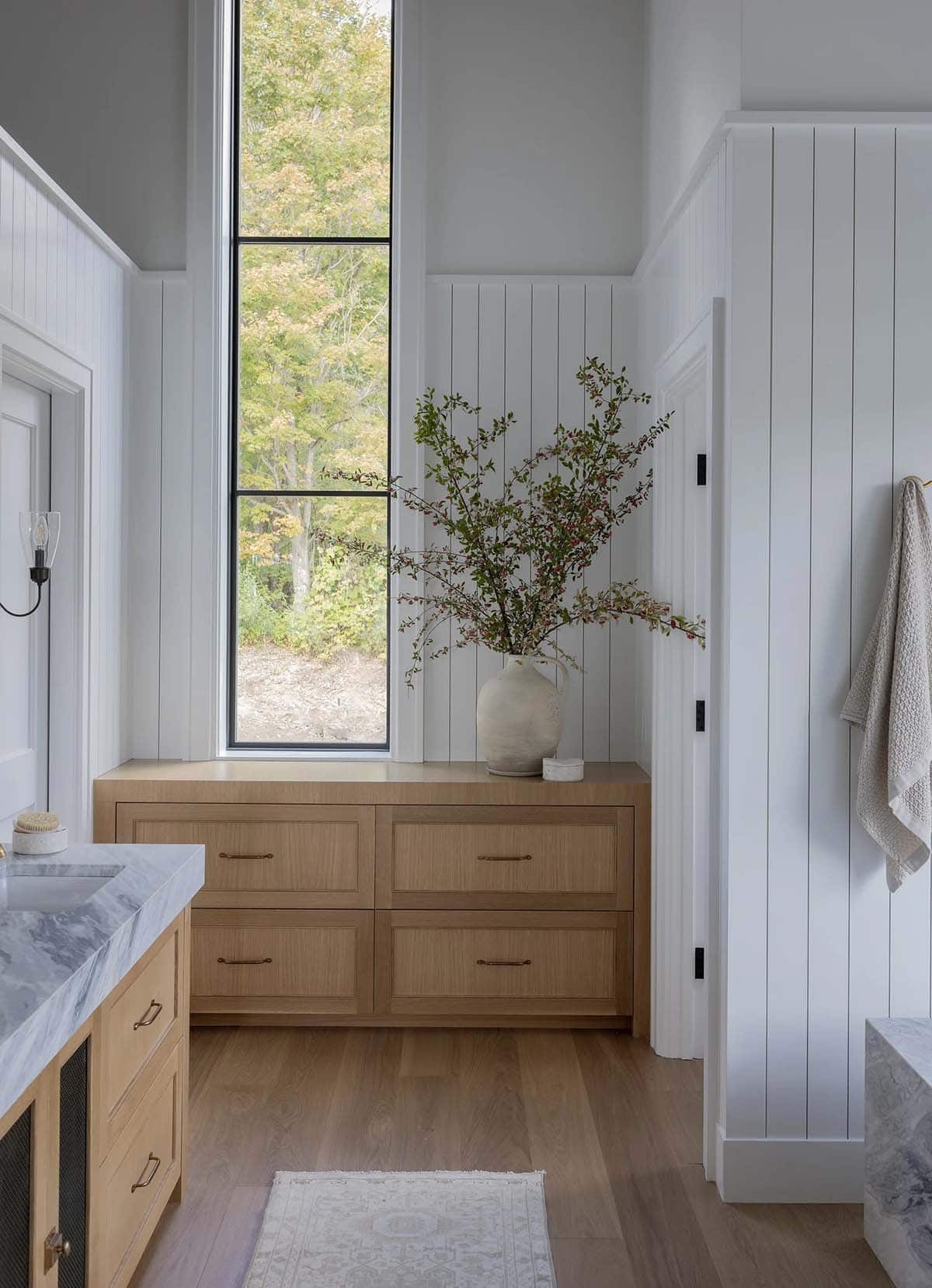 modern scandinavian style bathroom