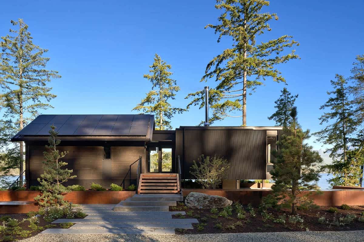 modern coastal home exterior