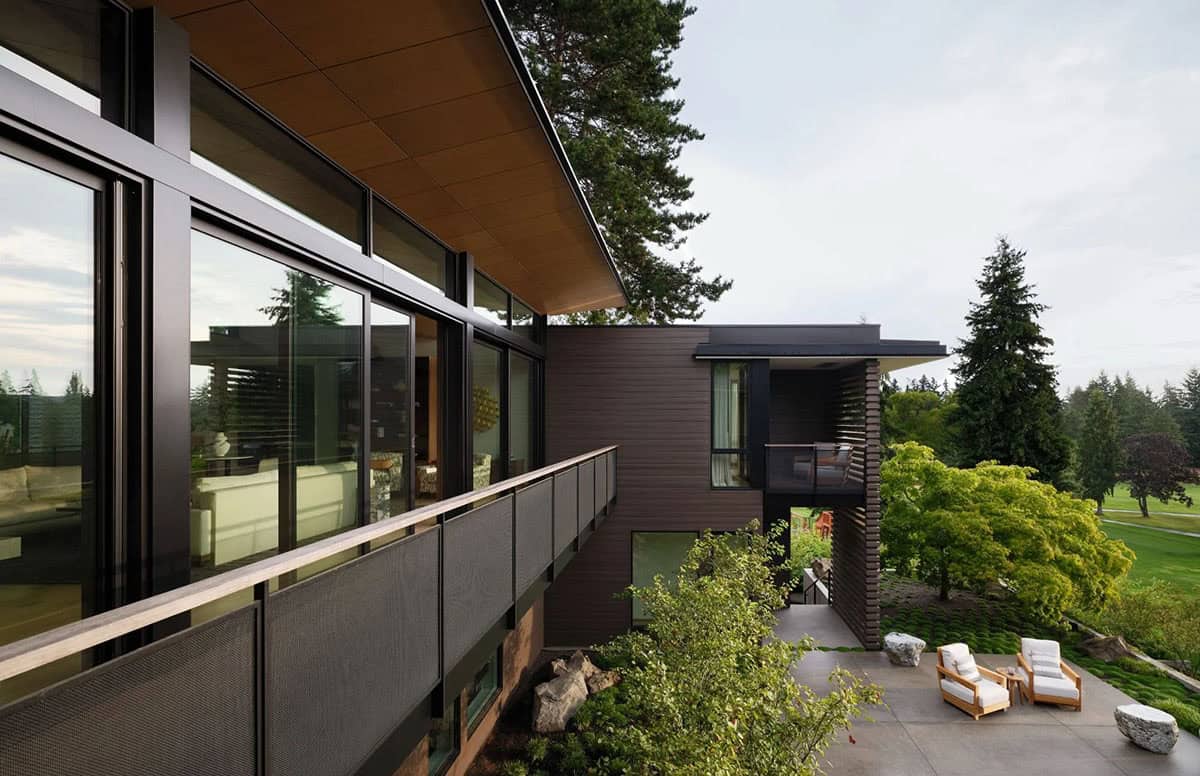 contemporary home exterior