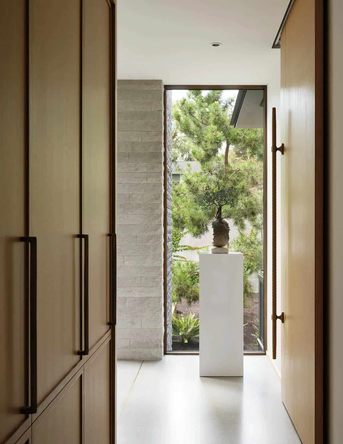 contemporary bedroom entry