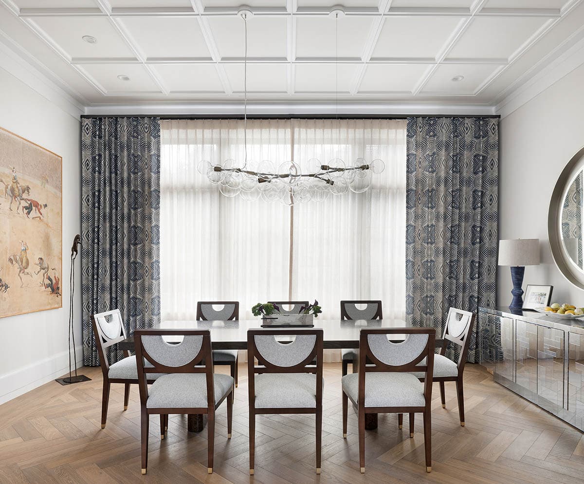 coastal style dining room