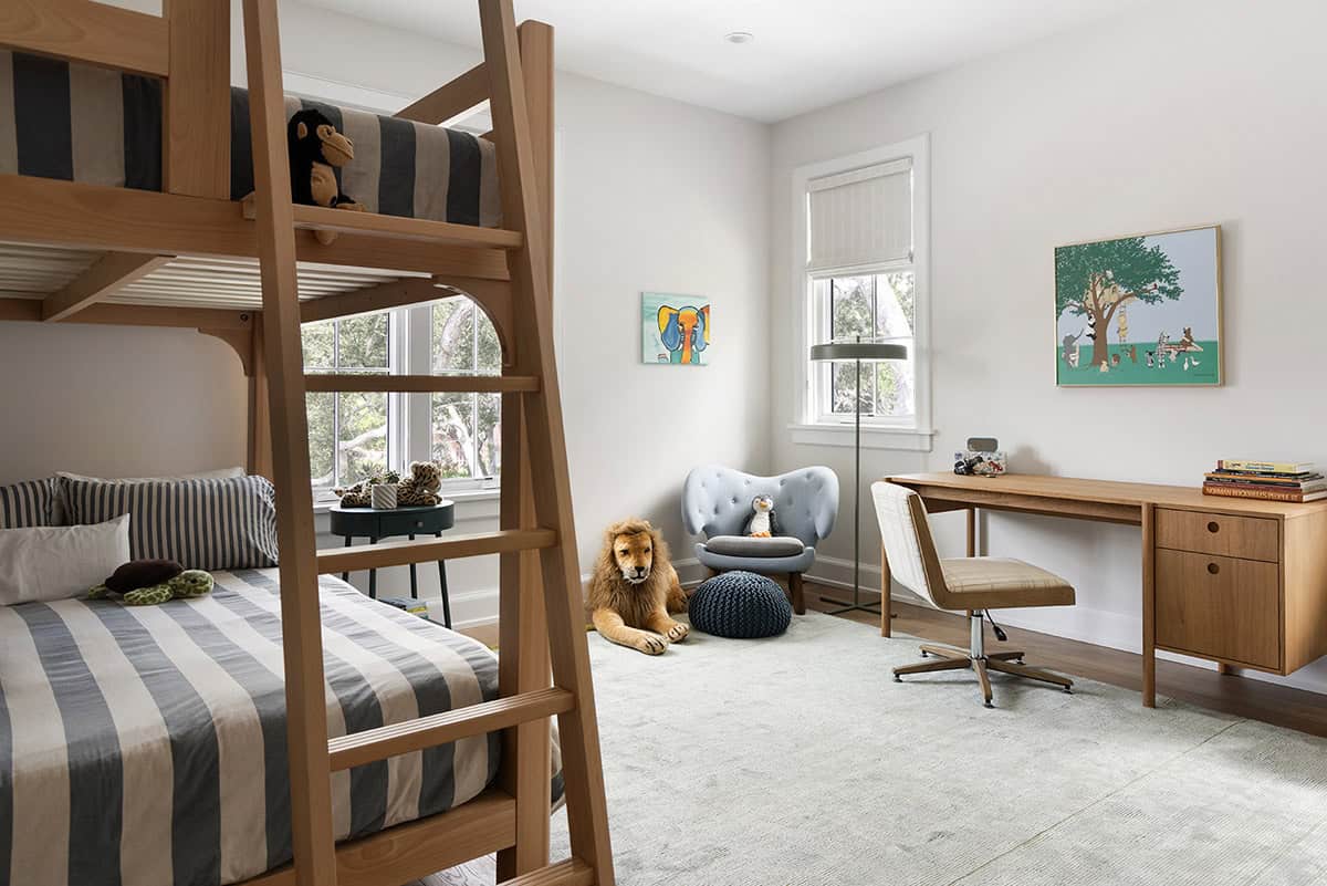 coastal style bunk bedroom