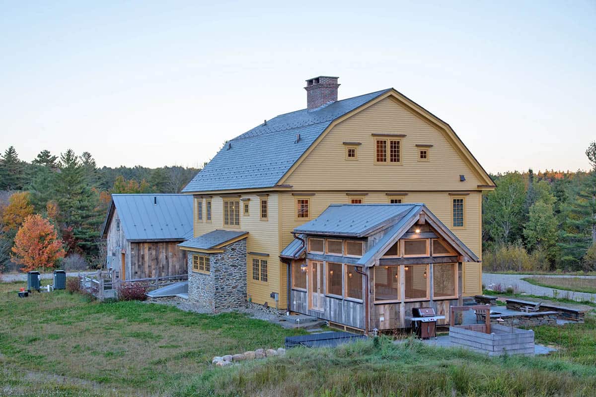 rustic colonial home exterior