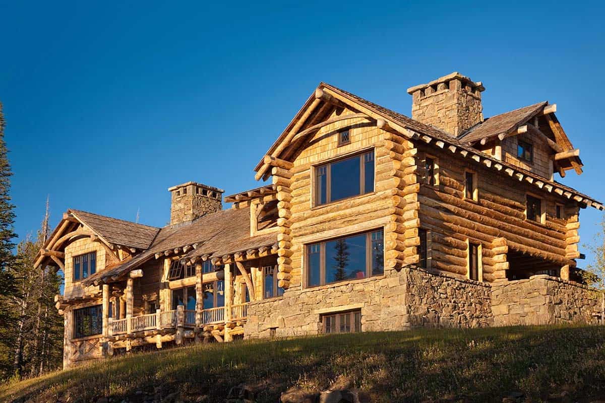 rustic mountain cabin exterior