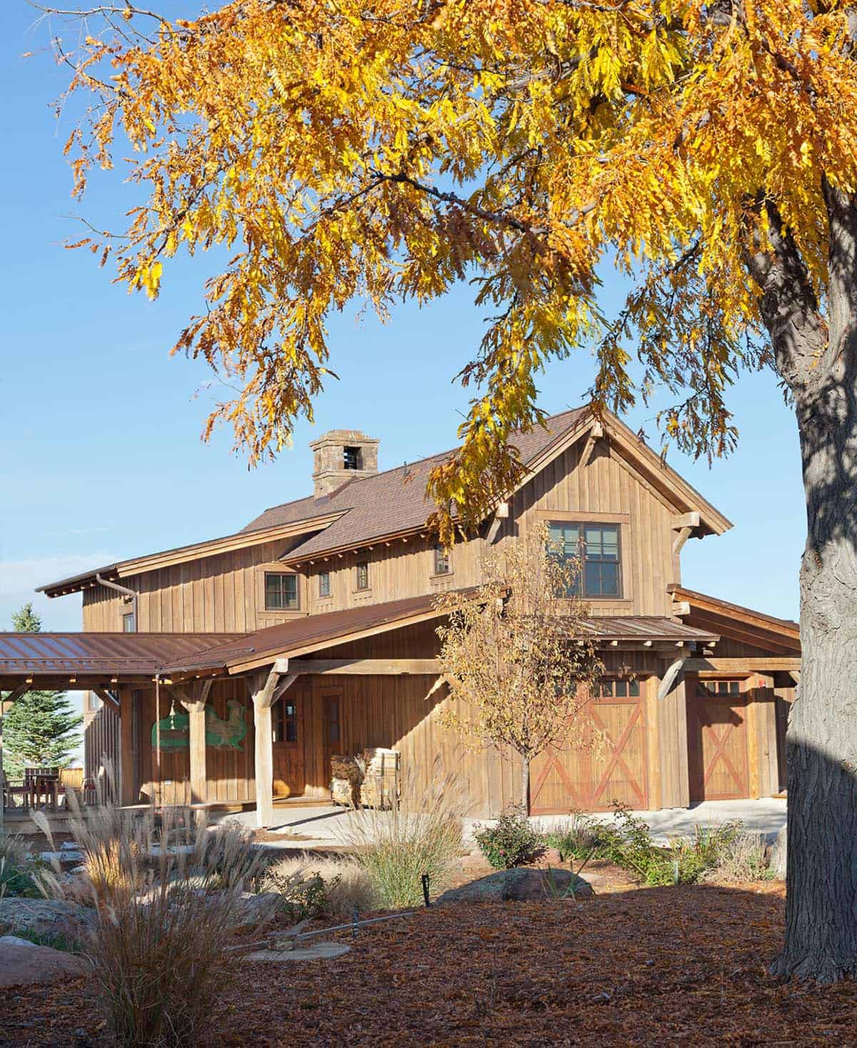 rustic ranch style home exterior