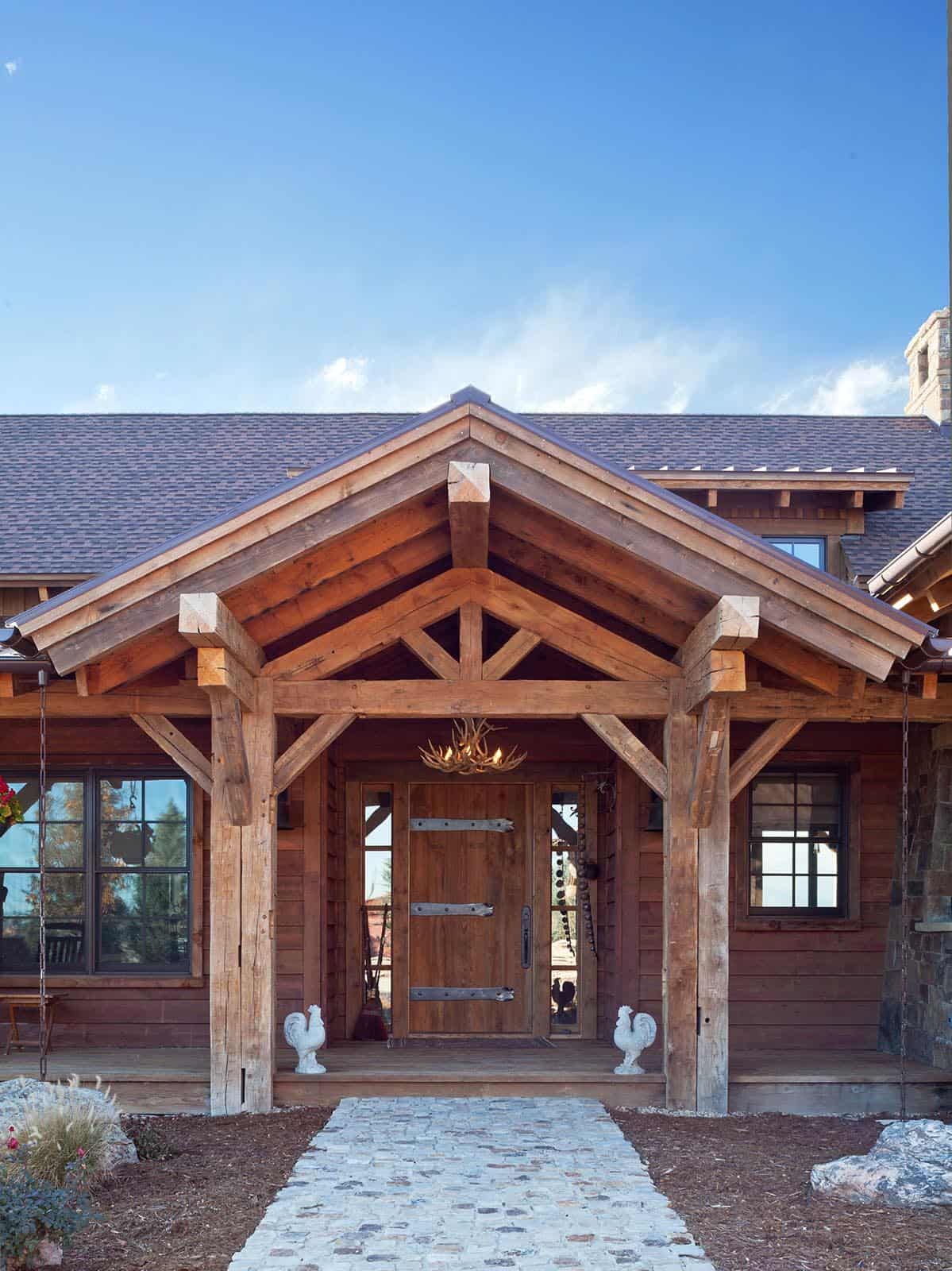 rustic ranch style home exterior entry