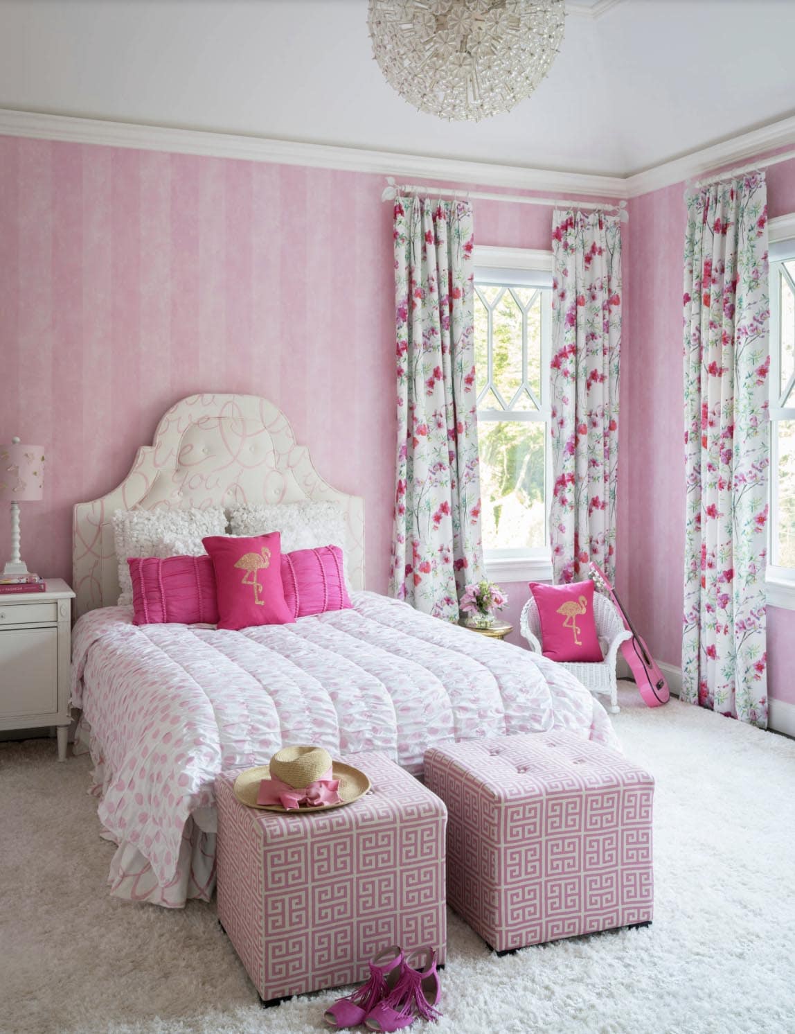 Traditional Kids Bedroom