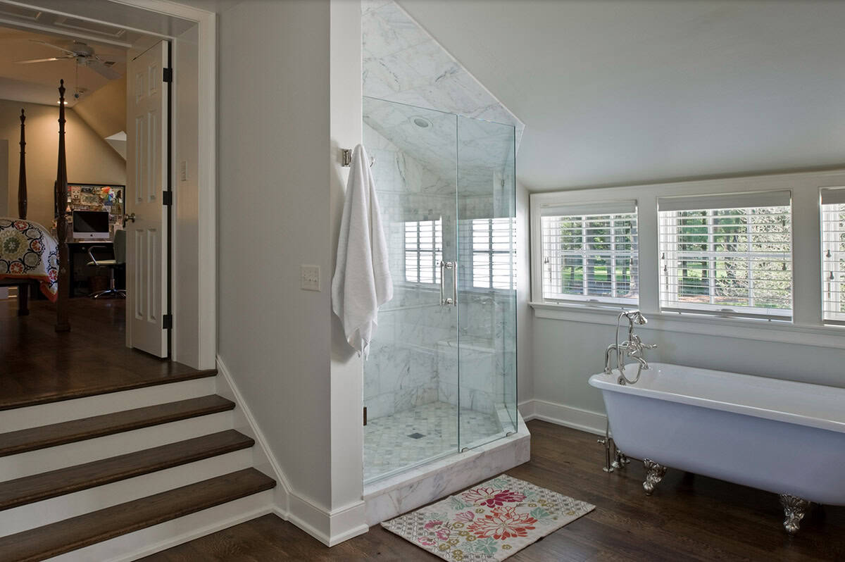 Traditional Bathroom