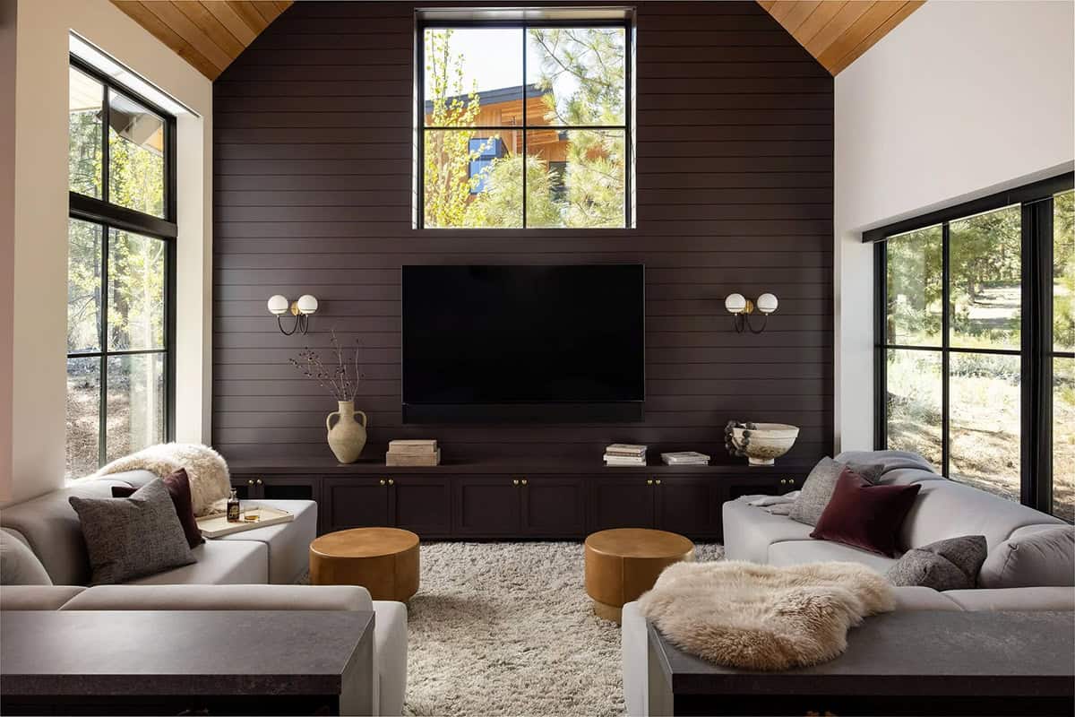 transitional living room