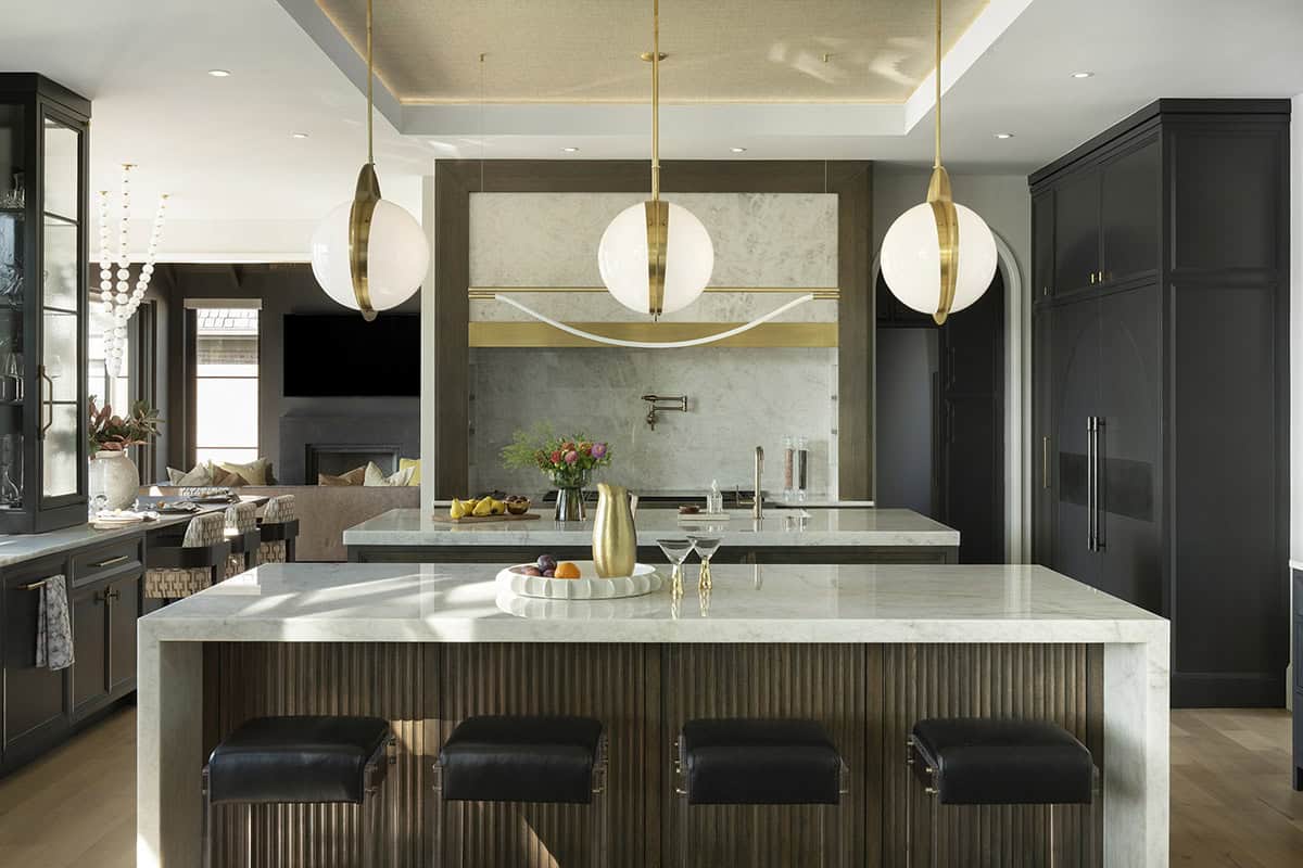 transitional style kitchen