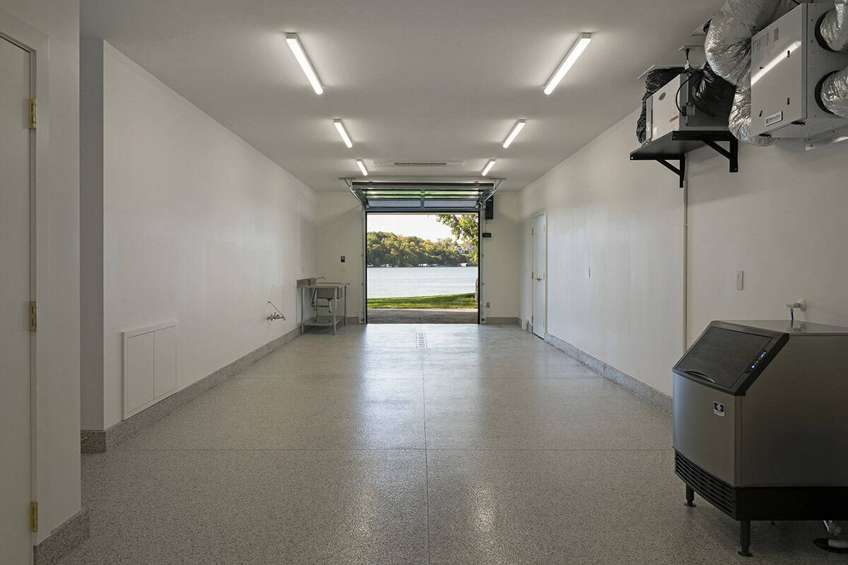 transitional style storage room