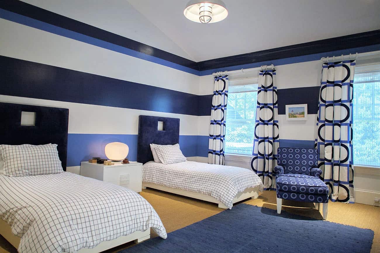 traditonal style boys bedroom