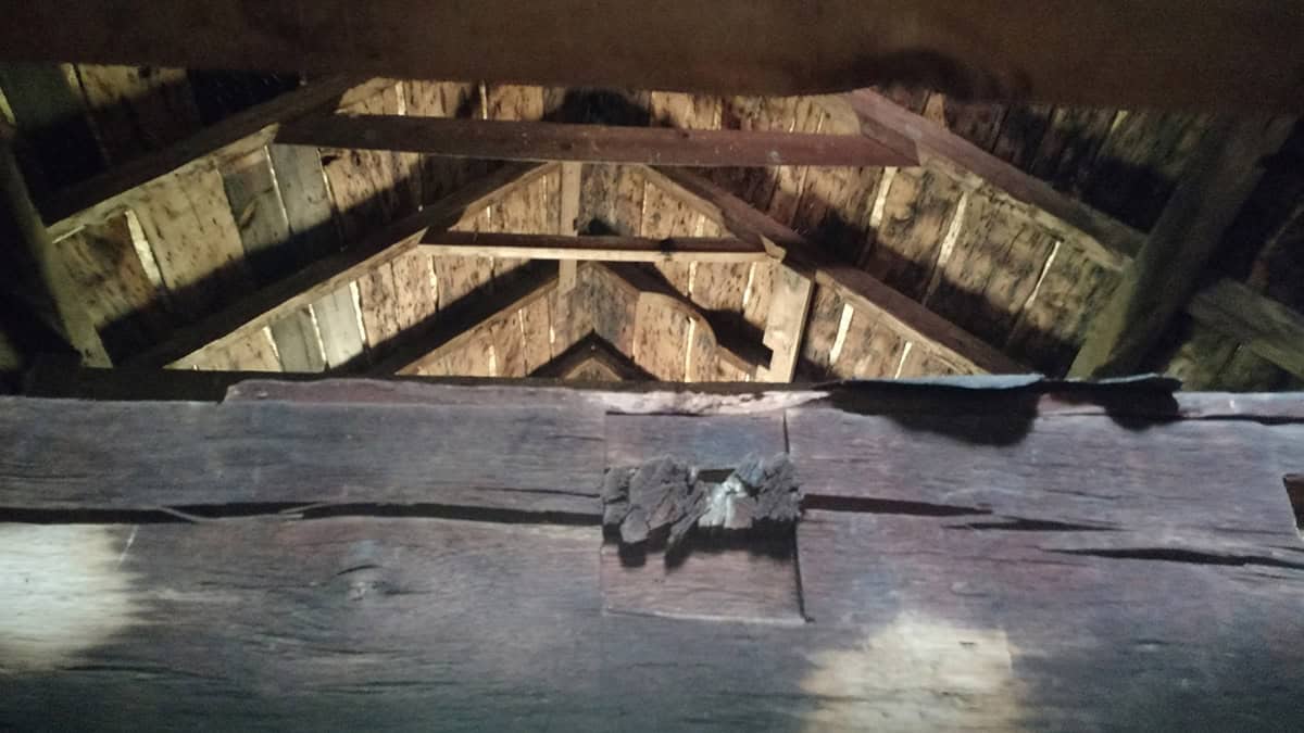 barn interior before the renovation