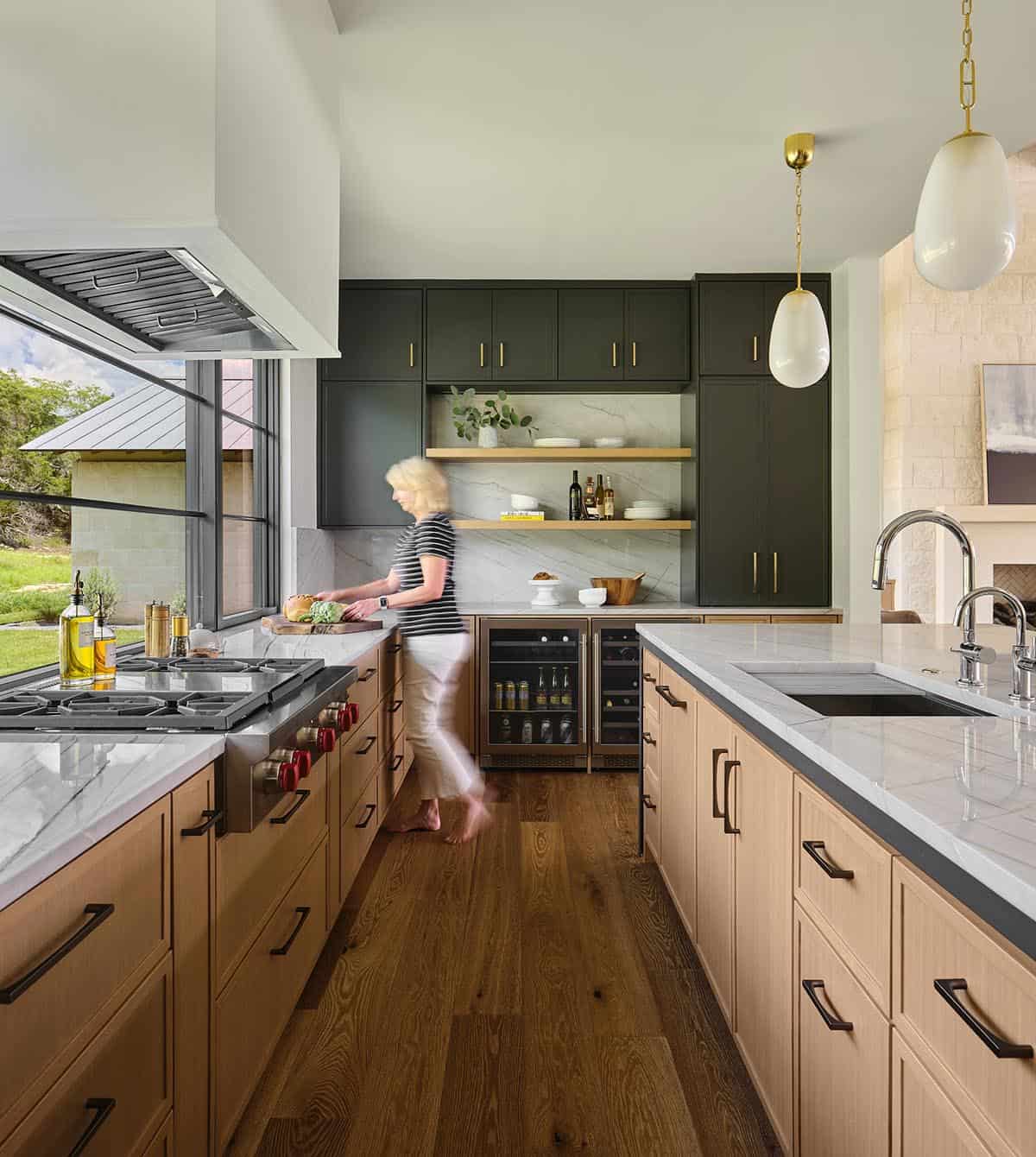 Contemporary Kitchen