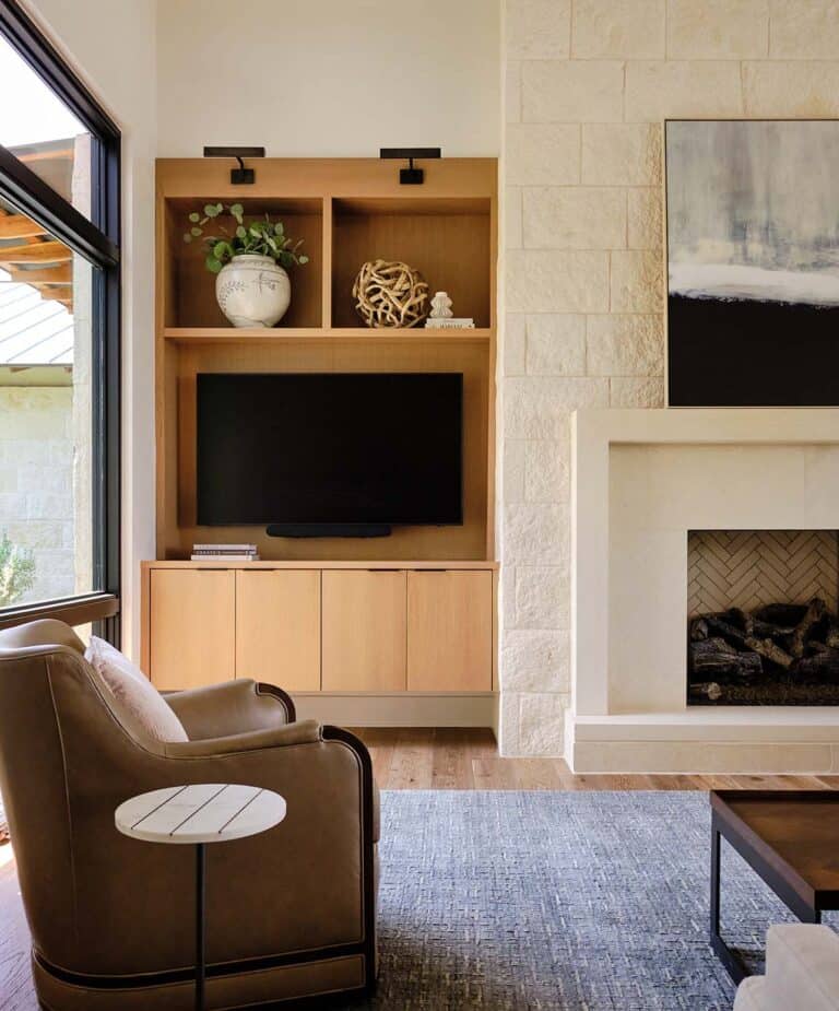Inside a modern ranch house in Texas with beautiful Hill Country views