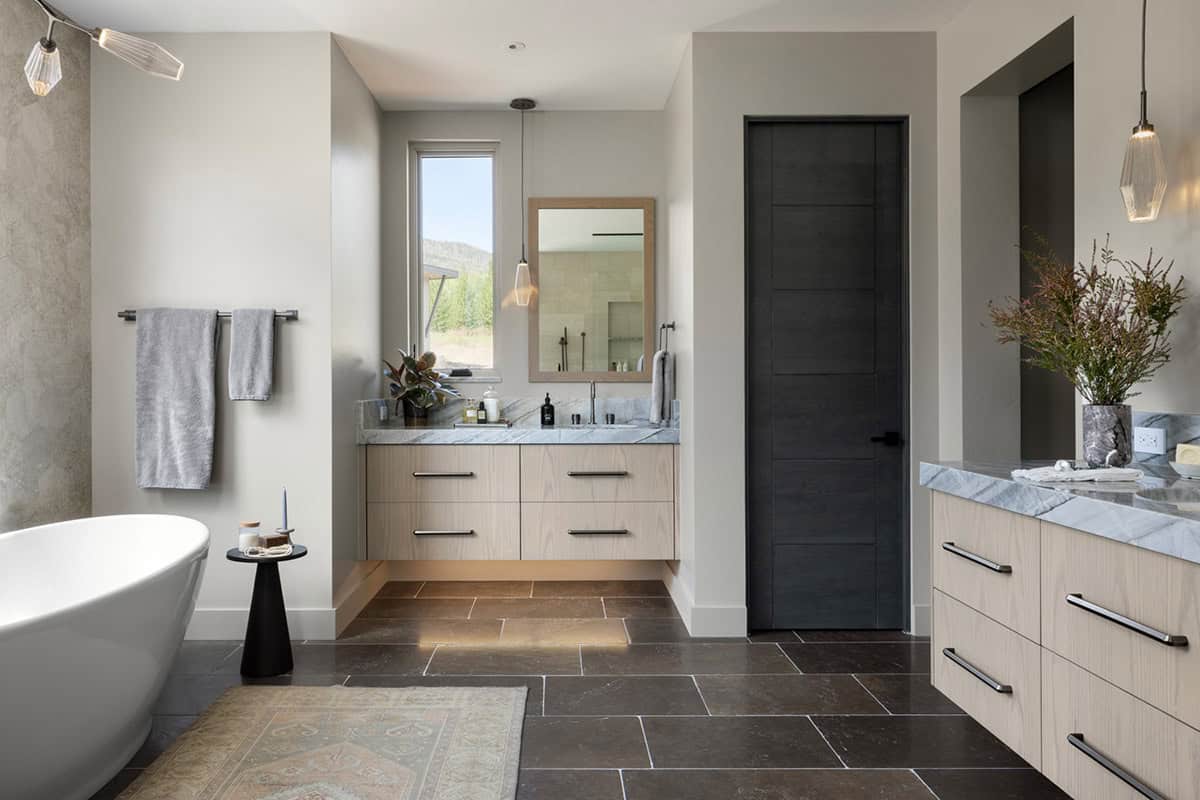 contemporary bathroom