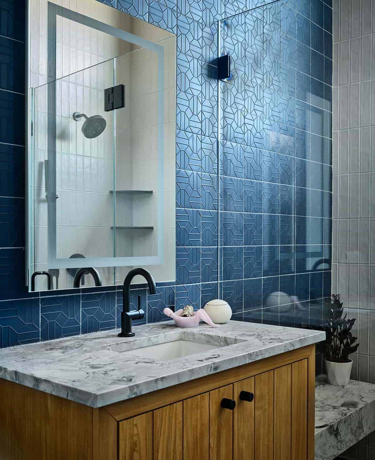 secondary bathroom with high-end finishes in modern alpine home