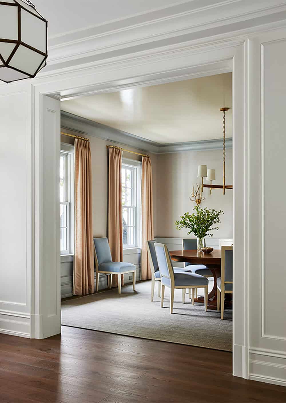 transitional style dining room
