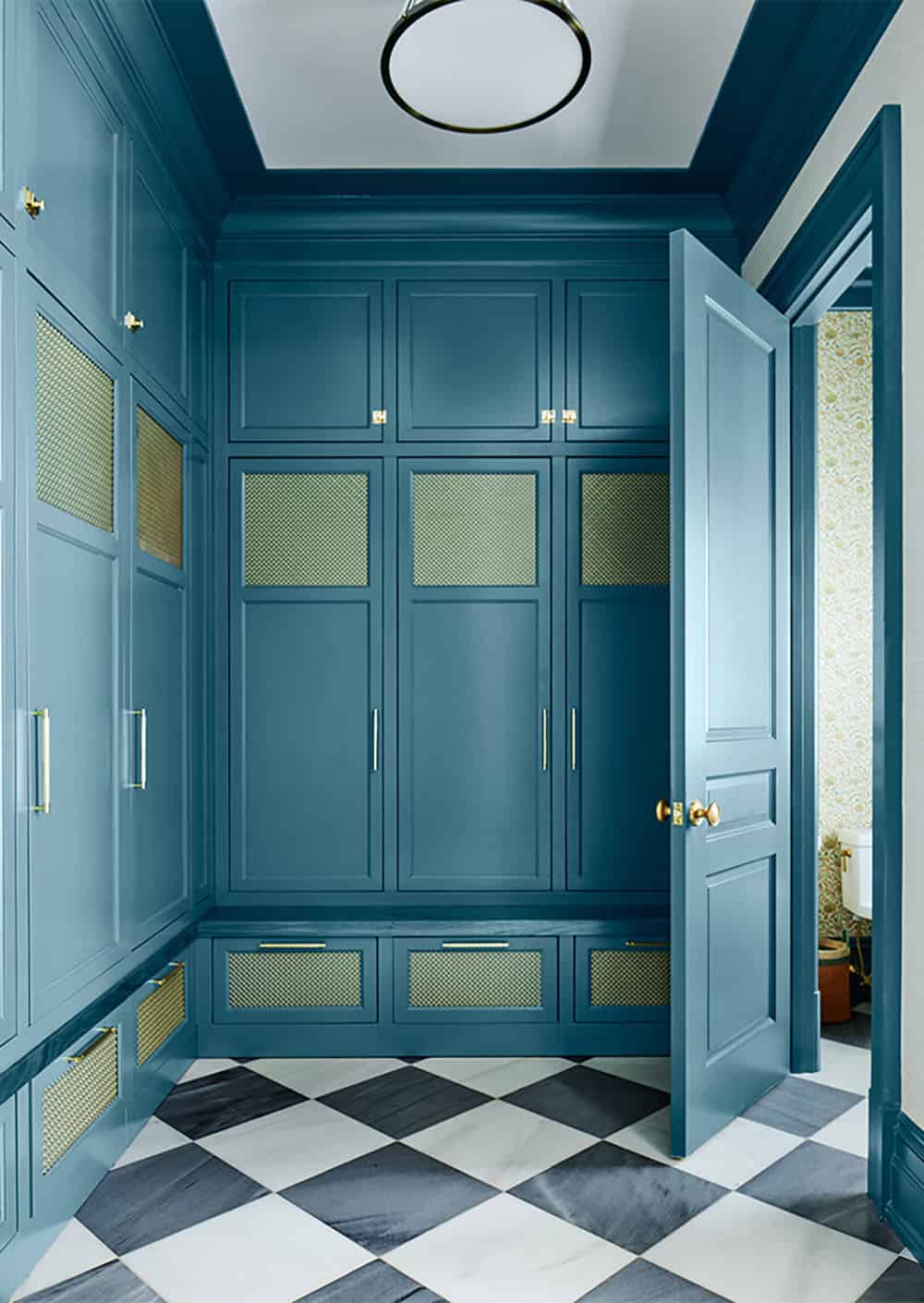 transitional style mudroom