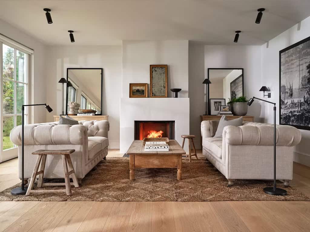 Traditional Living Room