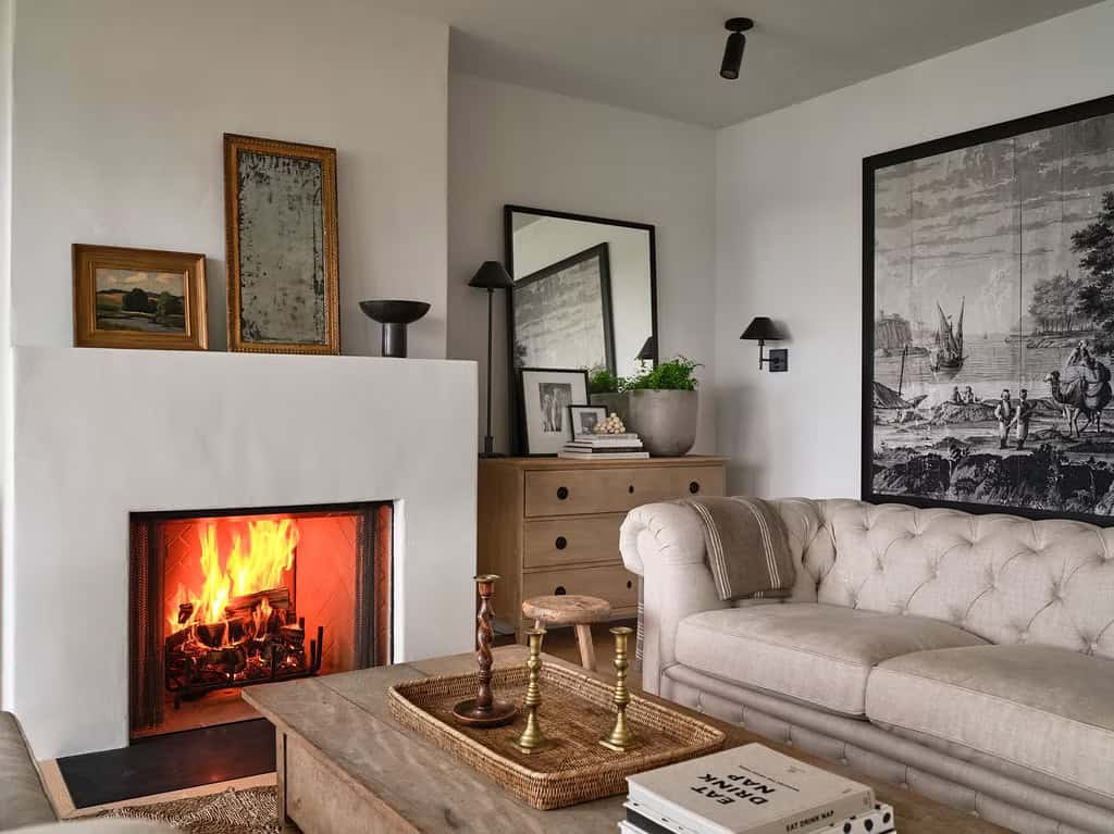 Traditional Living Room with a fireplace
