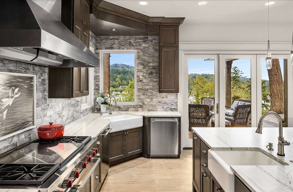 Transitional Kitchen