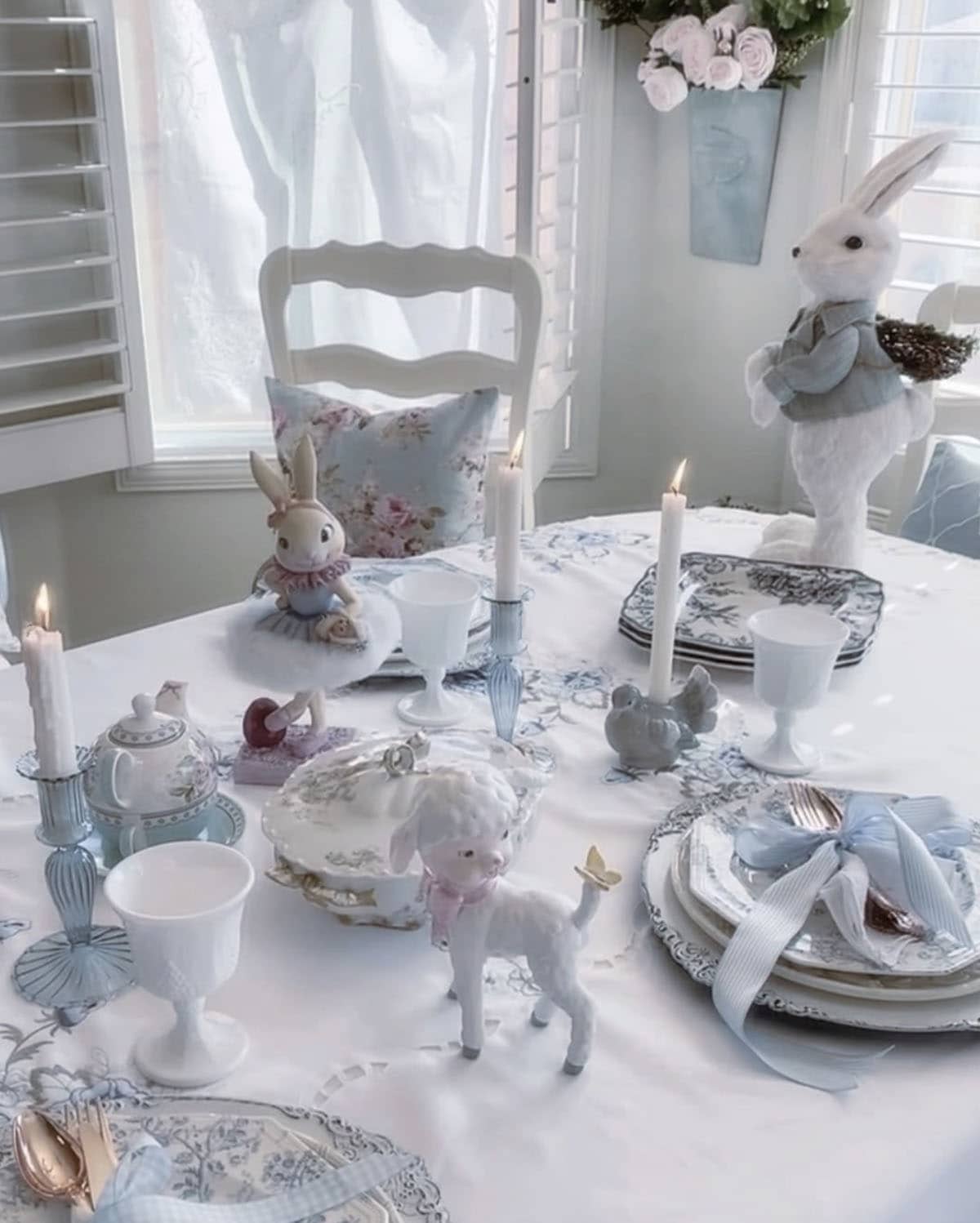 Blue and white Easter dining table