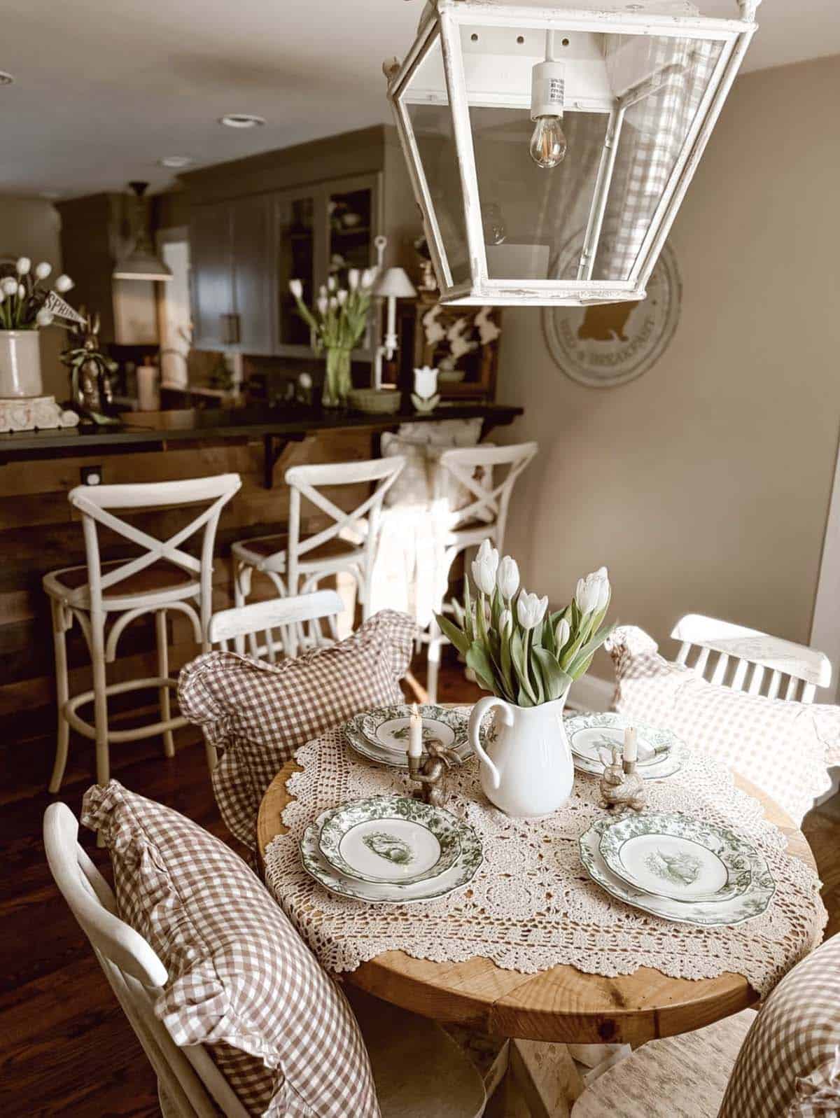 breakfast nook with easter table decor