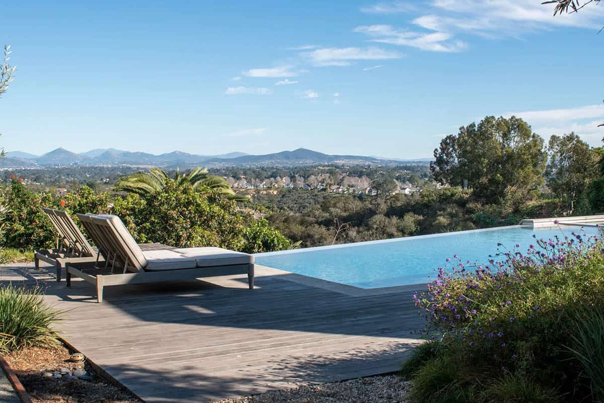 infinity pool, wood deck, panoramic mountain views, Encinitas California