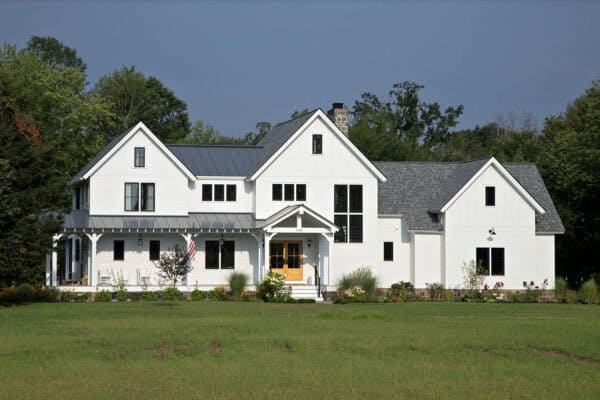 featured posts image for Step inside this breathtaking white farmhouse nestled in the New York countryside
