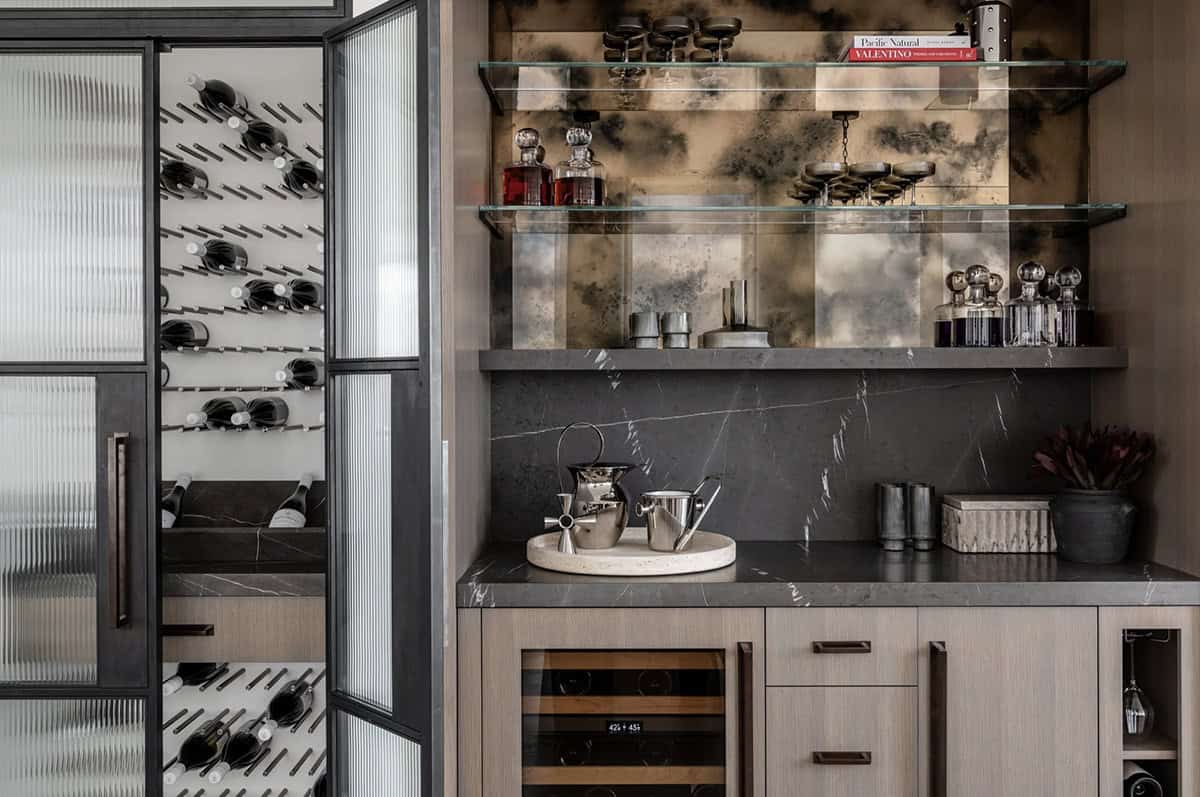 Wine storage with antique mirror bar shelving