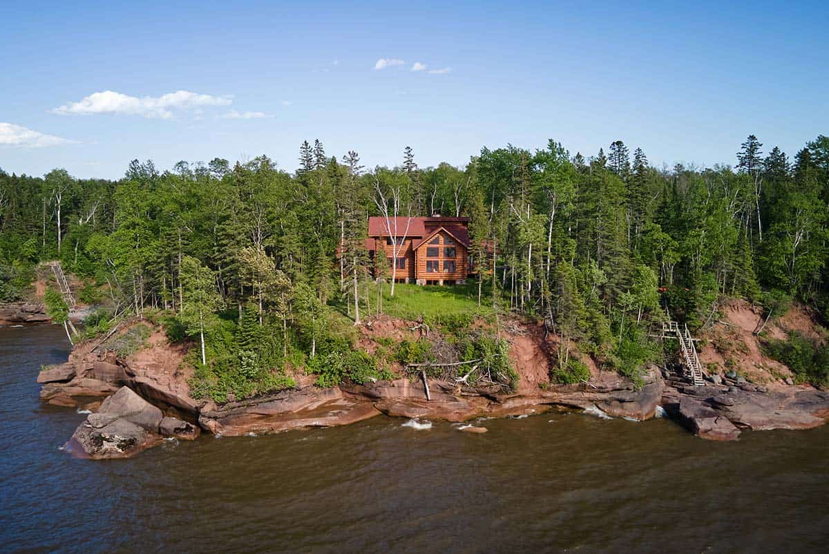 featured posts image for A dreamy log cabin makeover on the picturesque shores of Lake Superior