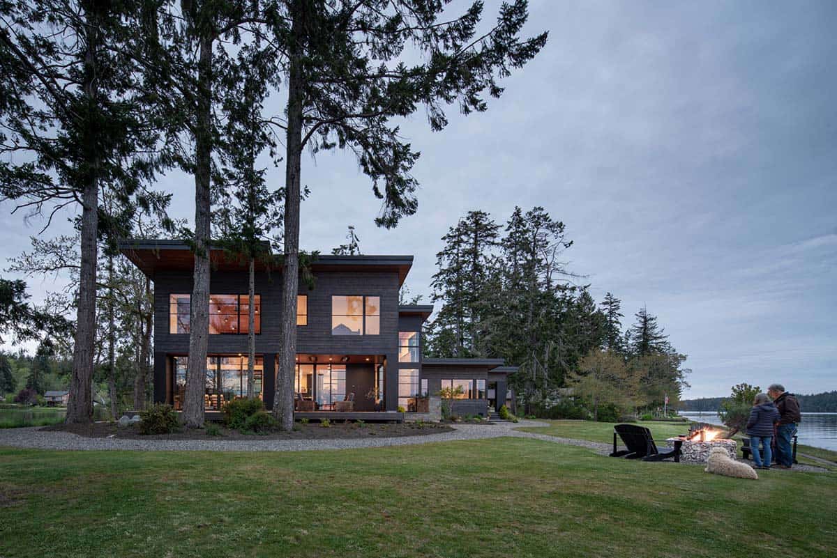 featured posts image for Modern waterfront home offers a peaceful escape on Washington’s Puget Sound